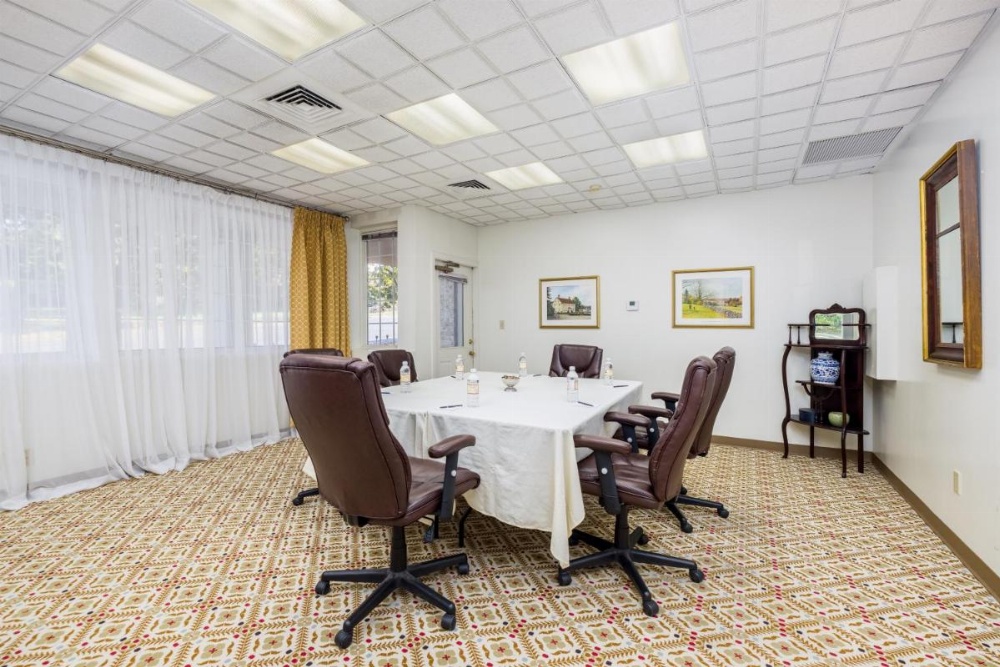 Farmington Inn Image 30